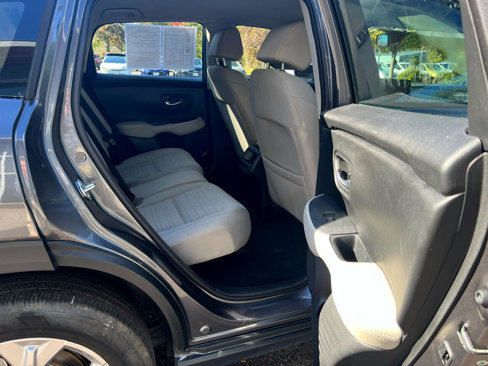 Used 2024 Honda HR-V LX image 12