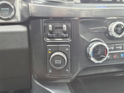 New 2025 Ford F350 Lariat w/ Lariat Ultimate Package image 37