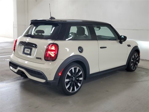 Certified 2023 MINI Cooper S image 6