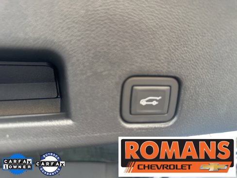 Used 2024 GMC Acadia AT4 w/ Luxury Package image 21
