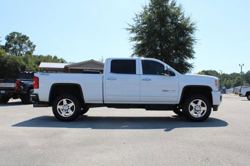 Used 2015 GMC Sierra 2500 SLT w/ Duramax Plus Package image 4