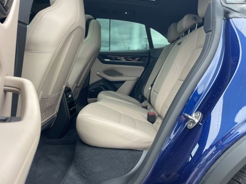 Used 2025 Porsche Macan 4 Electric image 20