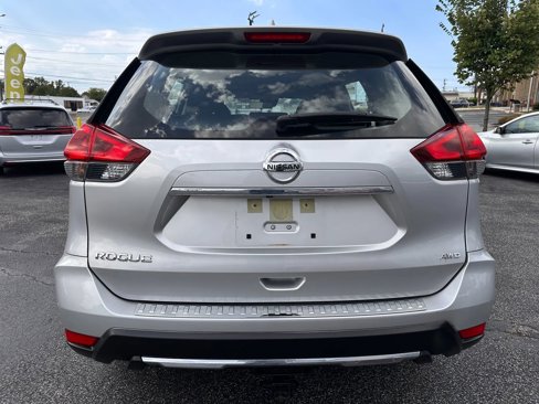 Used 2020 Nissan Rogue S image 6