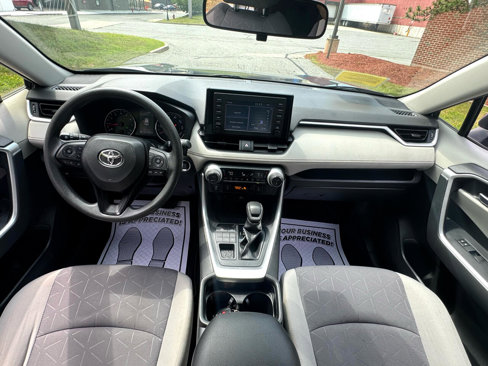 Used 2019 Toyota RAV4 XLE image 14