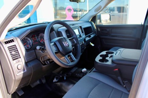 New 2023 RAM 1500 4x4 Crew Cab Classic w/ Chrome Appearance Group image 11