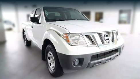 Used 2018 Nissan Frontier S image 1