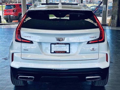Used 2024 Cadillac XT4 Premium Luxury image 18