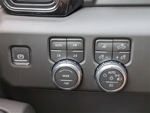 New 2026 GMC Sierra 2500 AT4 w/ AT4 Premium Plus Package image 27