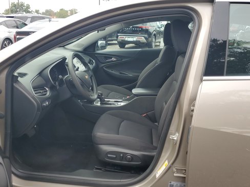 Used 2024 Chevrolet Malibu LT image 19