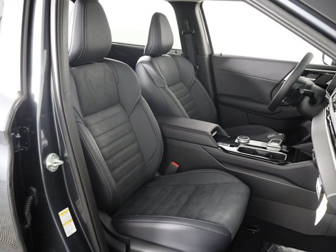 New 2025 Mitsubishi Outlander SE image 30