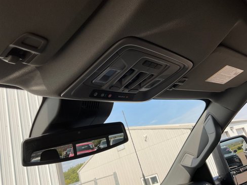 New 2026 GMC Sierra 3500 SLT image 13