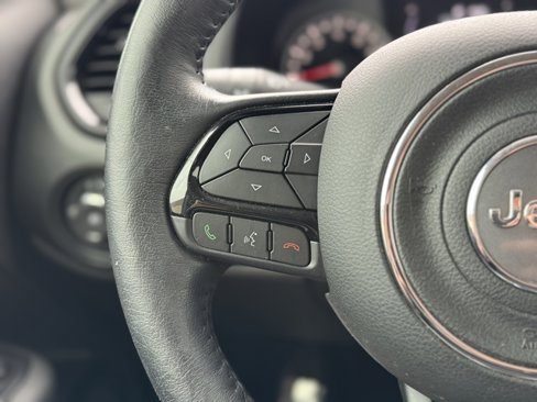 Used 2020 Jeep Renegade Altitude image 21