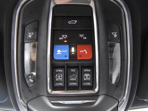 Used 2024 Jeep Grand Cherokee L Limited w/ Luxury Tech Group II image 41