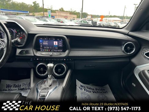 Used 2020 Chevrolet Camaro SS image 21