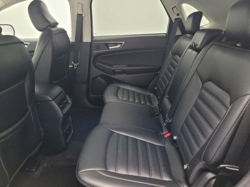 Used 2024 Ford Edge SEL image 18