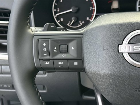 New 2026 Nissan Rogue SV image 8