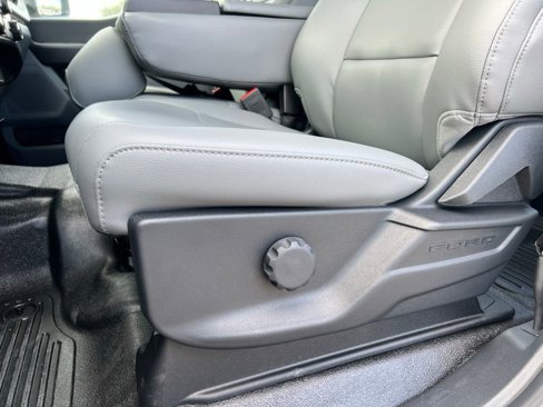 New 2026 Ford F250 XL w/ FX4 Off-Road Package image 13