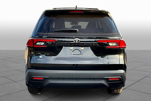 New 2026 Toyota Grand Highlander XLE image 4
