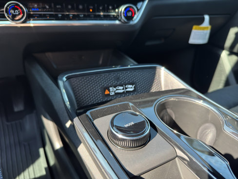 New 2026 Chevrolet Equinox RS w/ Convenience Package III image 21