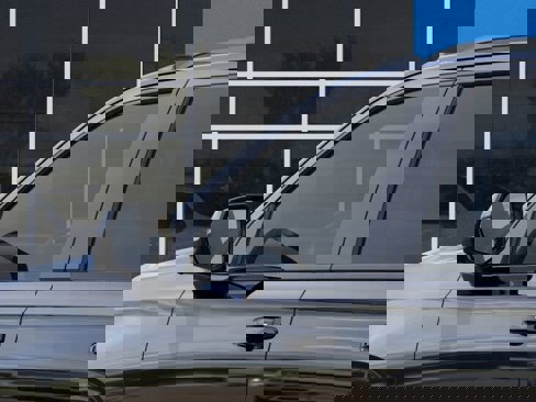 New 2026 Chevrolet Suburban RST image 12