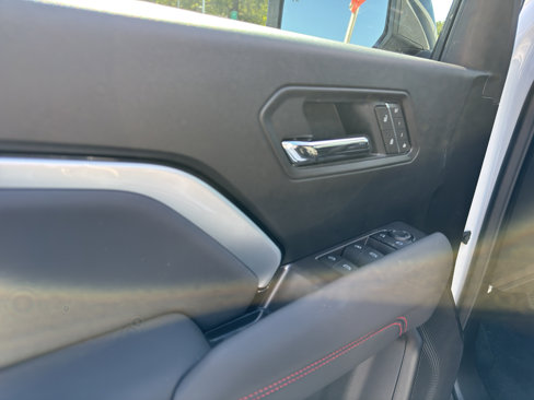 New 2026 Chevrolet Colorado Z71 w/ Technology Package image 14