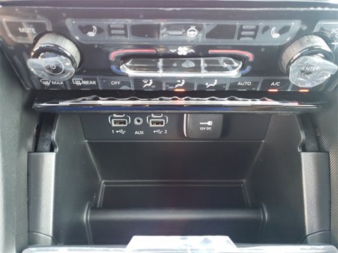 New 2025 Jeep Grand Cherokee Limited w/ Black Appearance Package image 30