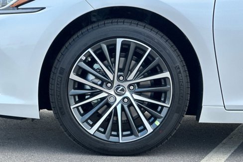 New 2025 Lexus ES 350 w/ Premium Package image 25