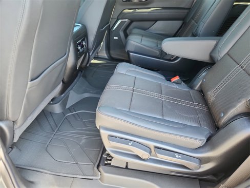 New 2026 Chevrolet Tahoe High Country image 8