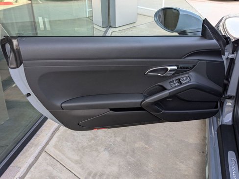 Certified 2025 Porsche 718 Cayman image 13