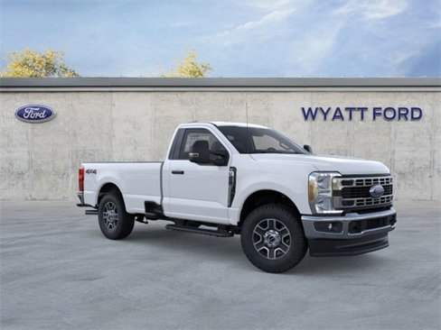 New 2025 Ford F250 XLT image 7