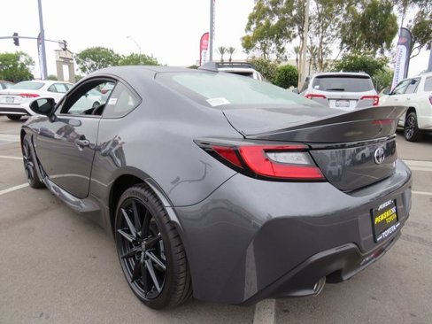 New 2025 Toyota GR86 Premium image 9