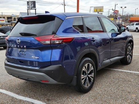 Used 2023 Nissan Rogue SV image 9