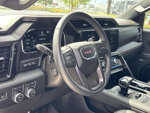Used 2023 GMC Sierra 1500 AT4 w/ Technology Package image 9