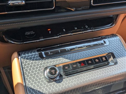 New 2025 Lincoln Aviator Black Label w/ Jet Appearance Package image 22