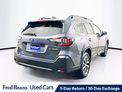 Used 2024 Subaru Outback Premium image 8
