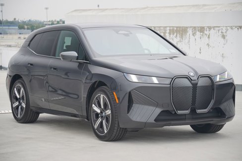 New 2026 BMW iX xDrive45 w/ Premium Package image 3