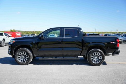Used 2024 Chevrolet Colorado Z71 image 8
