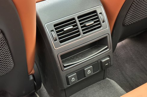 Used 2025 Jaguar F-PACE R-Dynamic S image 13