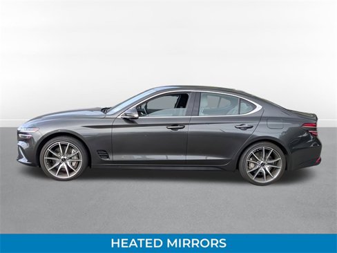 Used 2024 Genesis G70 2.5T image 7