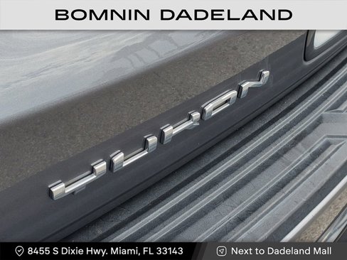 Used 2021 GMC Yukon XL AT4 w/ AT4 Premium Package image 7