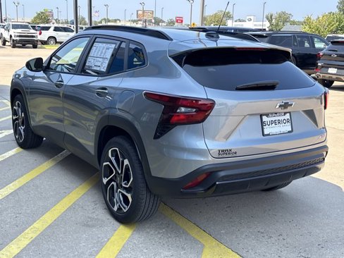 New 2026 Chevrolet Trax RS w/ Sunroof Package image 8