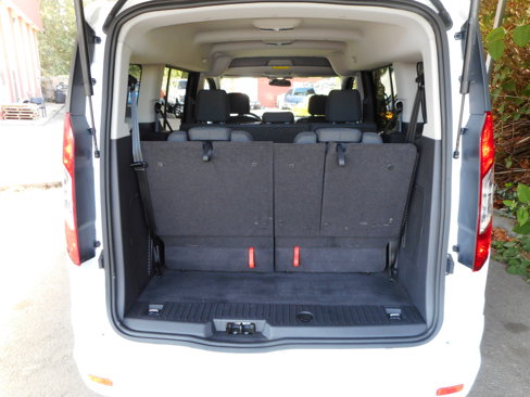 Used 2016 Ford Transit Connect XLT image 24