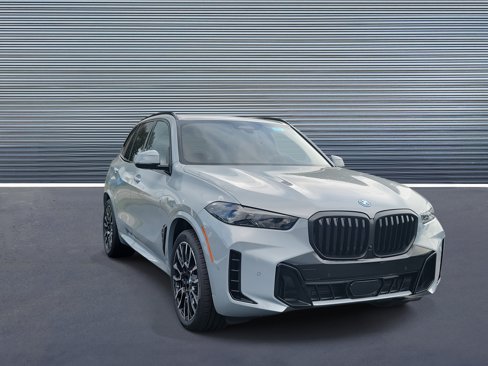 New 2026 BMW X5 xDrive50e w/ M Sport Package image 2