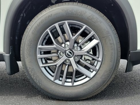 New 2026 Nissan Rogue S image 5