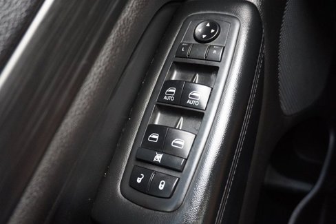 Used 2020 Jeep Grand Cherokee Altitude image 23