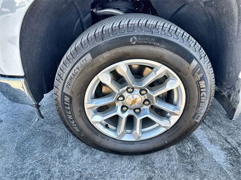 Used 2025 Chevrolet Silverado 1500 LT image 32