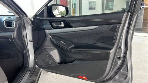 Used 2018 Nissan Maxima 3.5 SV image 31