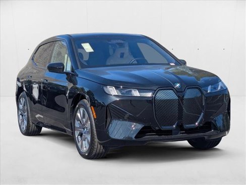 New 2026 BMW iX xDrive45 image 6