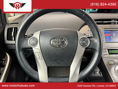 Used 2015 Toyota Prius Five image 21