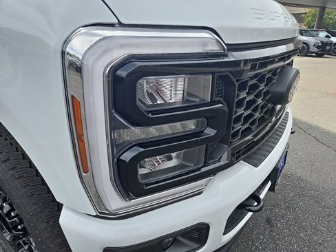 New 2026 Ford F250 Lariat image 32